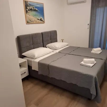 Apartment Marta 2 Makarska
