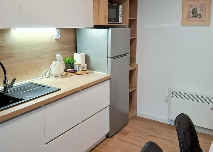 Marta 2 Apartment *